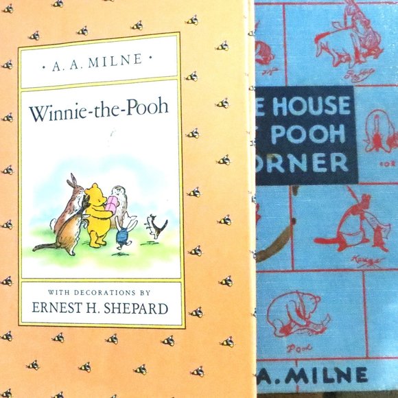 2 Childrens Books Winnie The Pooh And The House On Pooh Corner Hardcover Vintage - Picture 1 of 13